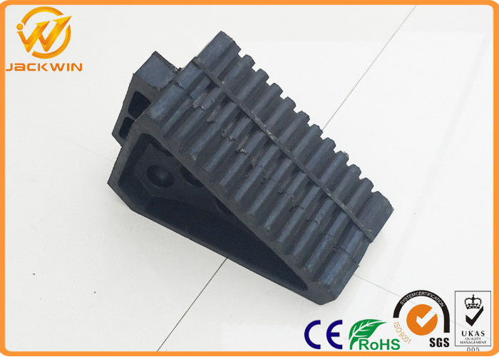 Light Weight Recycled Solid Rubber Wheel Stopper Anti Corruption 235*115*175 mm