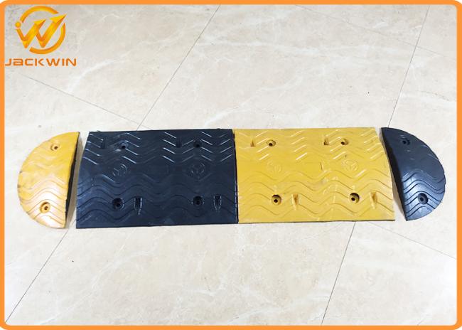 Prefabricated Portable Rubber Parking Bumpers , Car Safety Road Concrete Speed Bumps