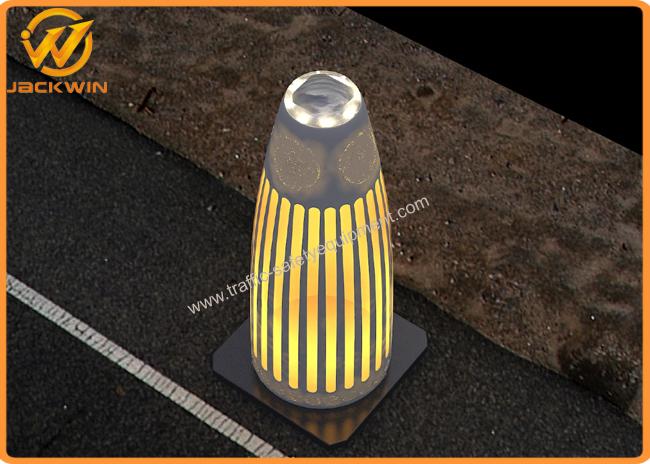Qatar Standard Traffic Safety Equipment / Solar Traffic Cone Solar Lights , Long life