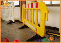 Blowing Moulded 2M PE Plastic Traffic Barriers with Swivel Feet 6.5 kgs Weight