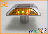 High Visible Reflective Road Studs For Construction Site With Low Temperature , Energy Saving