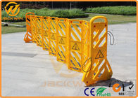 Yellow Crowd Control Foldable Plastic Traffic Barriers Length 3900mm