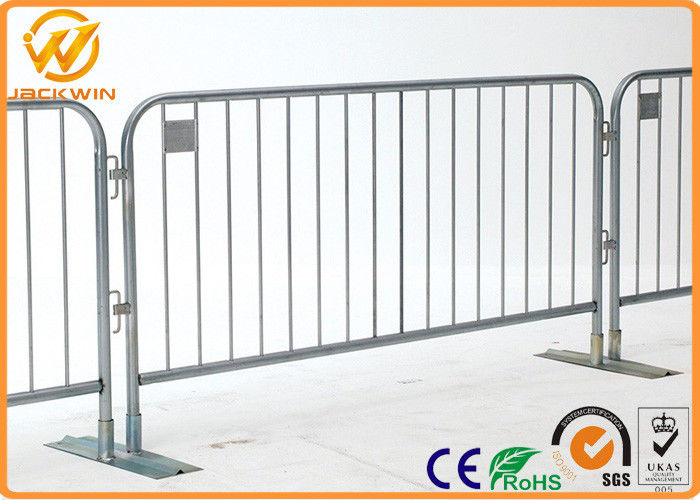 Temporary metal Fencing Crowd Control Barrier , road safety barriers Reinforced Fixed Legs