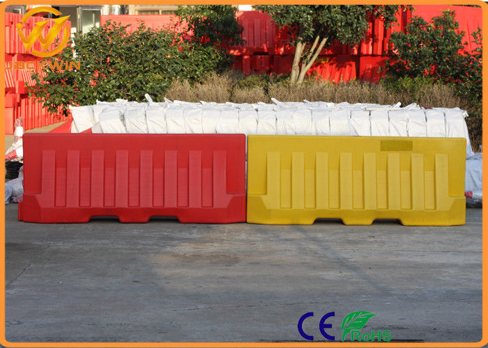 Driveway Safety Control Plastic Traffic Barriers Water Filled Road Traffic Barriers